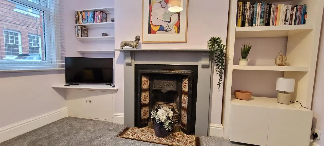 Dom wakacyjny Hartoft St - 2 Bed Near River York