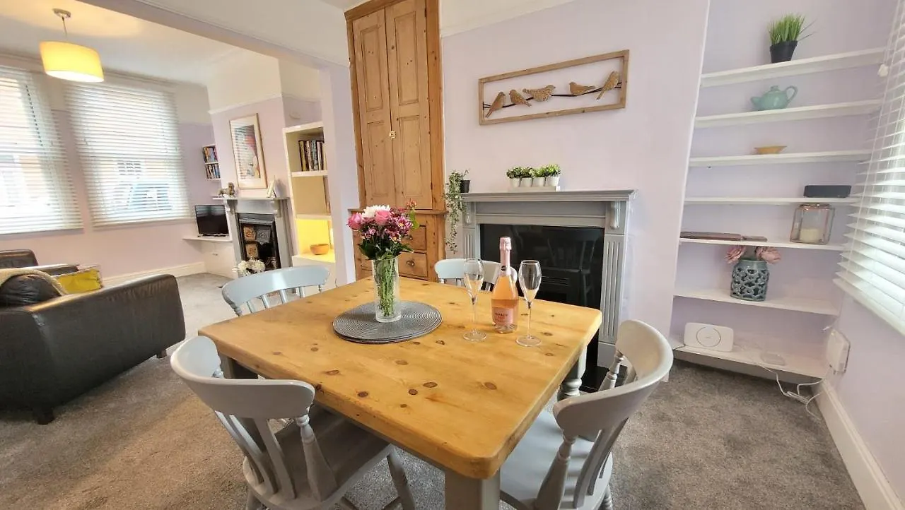 Hartoft St - 2 Bed Near River York Dom wakacyjny